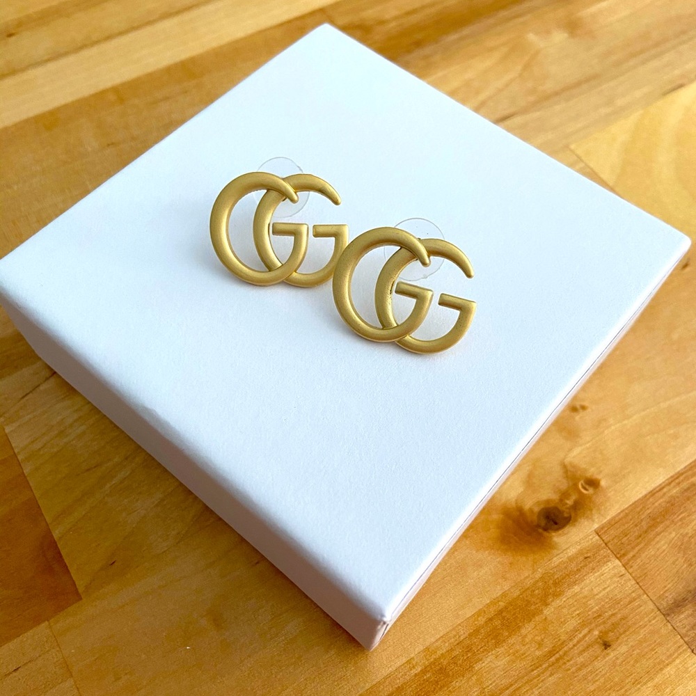 GG Stud Earrings